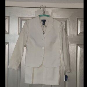 NWT 100% Cotton- Cream Charter Club 2 Piece Skirt Suit Size 8